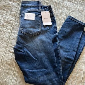 Kancan NWT JEANS 13/30